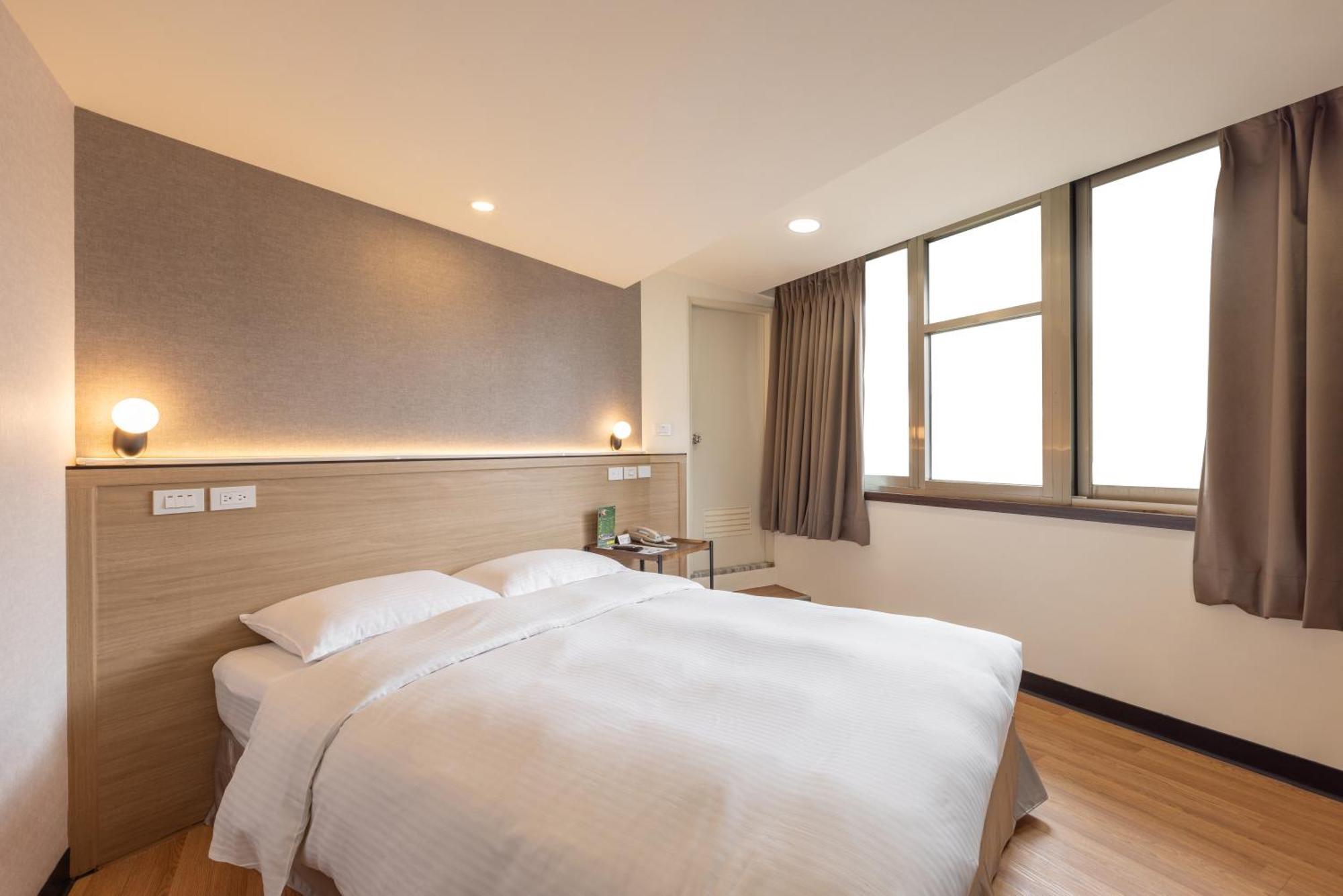 New World Hotel Taipeh Exterior foto