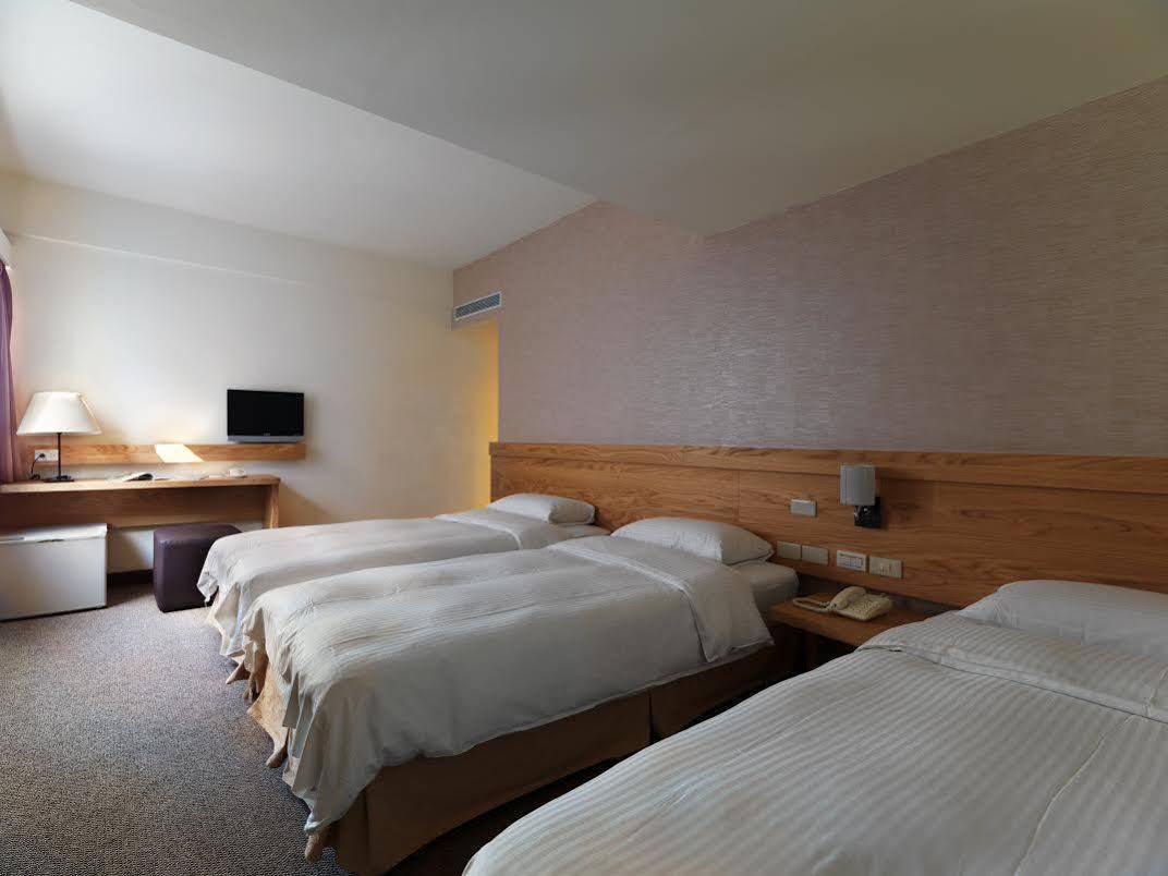 New World Hotel Taipeh Exterior foto